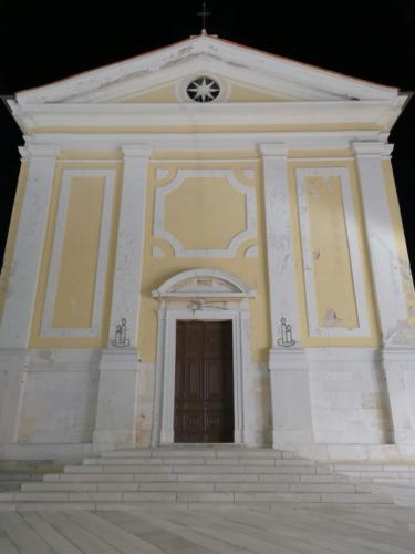 Istra, Umag, Buščina, Grobnik